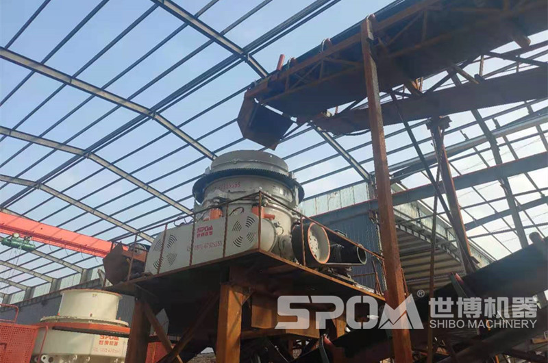 hp多缸液壓圓錐破碎機客戶現場圖